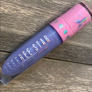 Jeffree Star velour liquid lipstick shade:Diamond